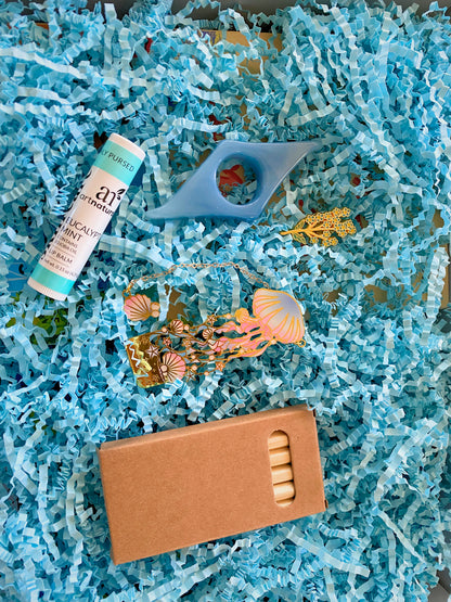 Summer Romance Deluxe Book Box | A Curated Gift Box for Book Lovers